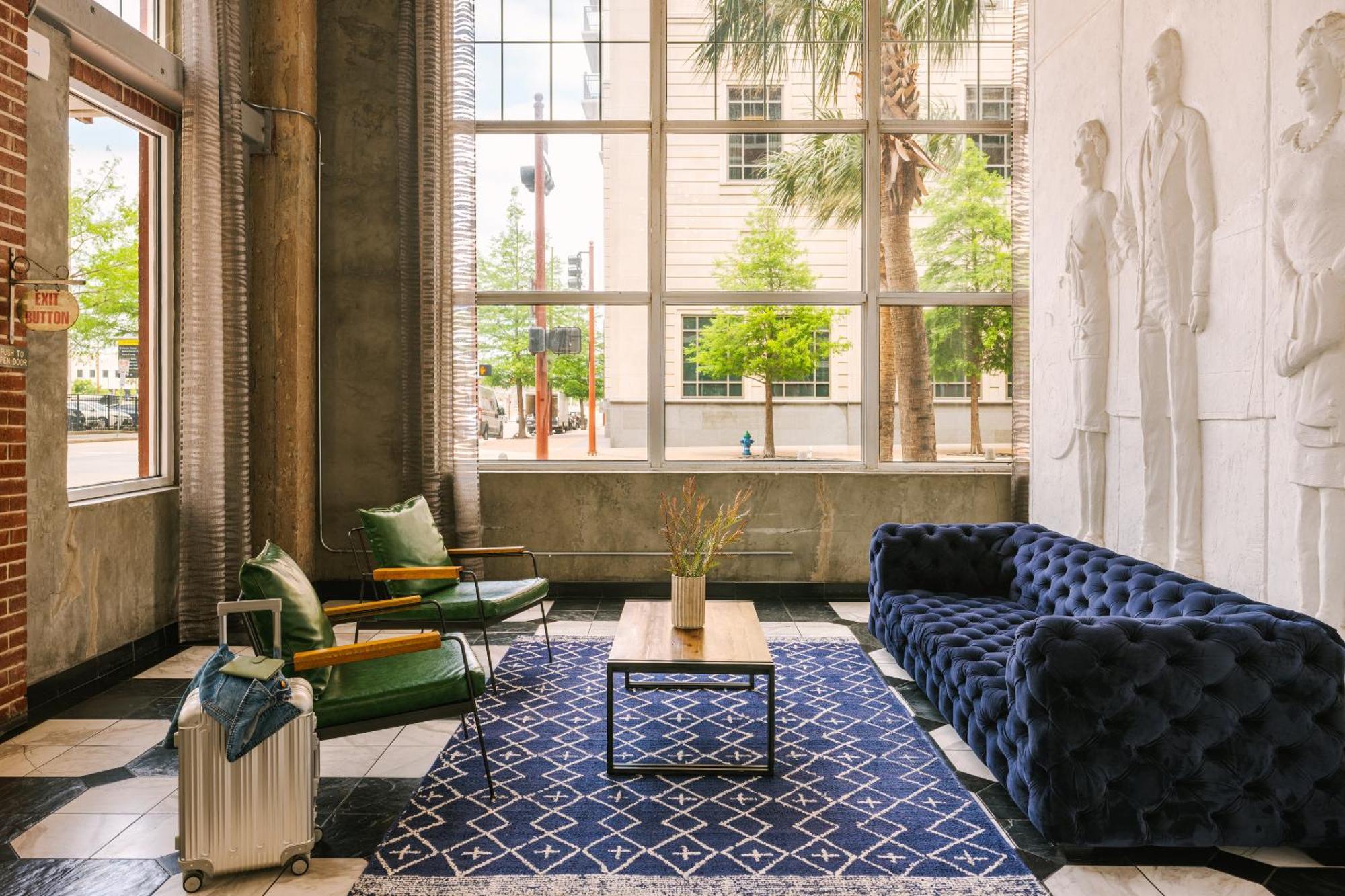 Reside Downtown, A Wyndham Apart Otel 4*