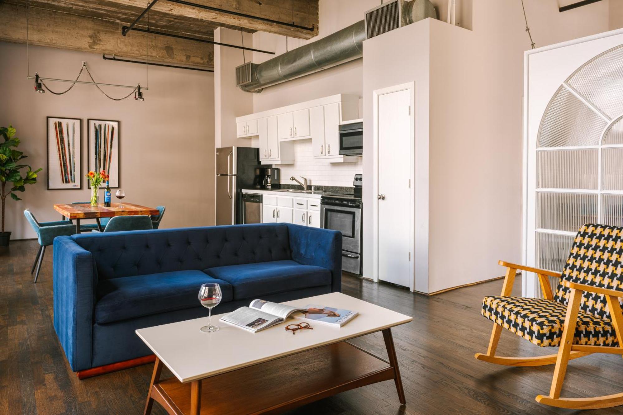 Reside Downtown, A Wyndham Apart Otel